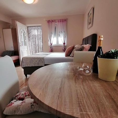 Apartmani Marijana Лозовац Екстер'єр фото