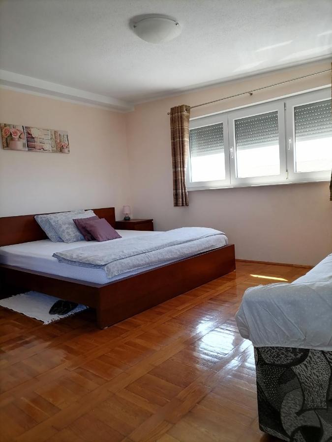 Apartmani Marijana Лозовац Екстер'єр фото